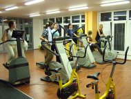 IRON GYM